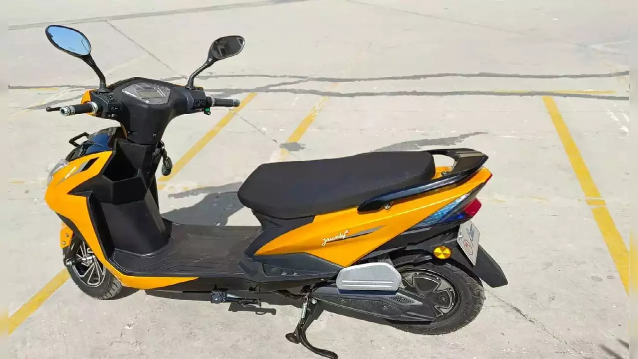 AMO Jaunty Pro Electric Scooter