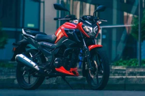 TVS Raider 125: तगड़े फीचर्स से लेस है ये गजब की बाइक और कीमत है मात्र बस इतनी